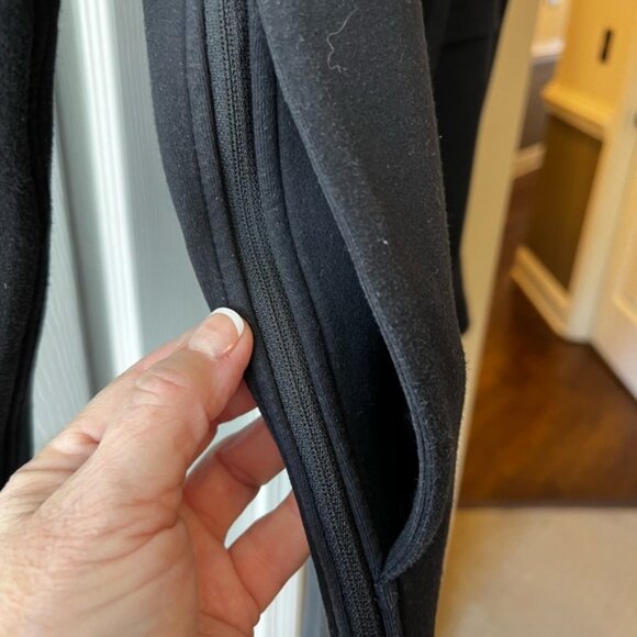 Lululemon Jacket - Picture 6 of 9